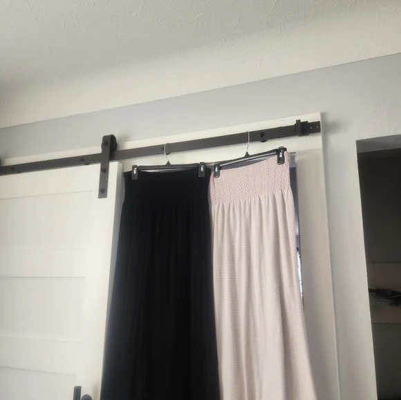 Black and Pink Maxi Skirt Set. - Picture 1 of 4